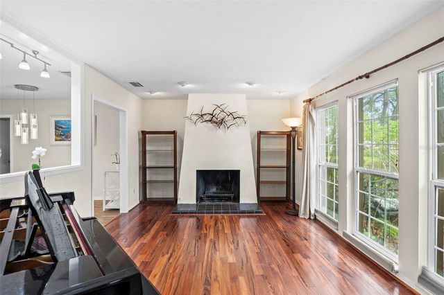 4405 W MELROSE AVENUE, Tampa, FL 33629