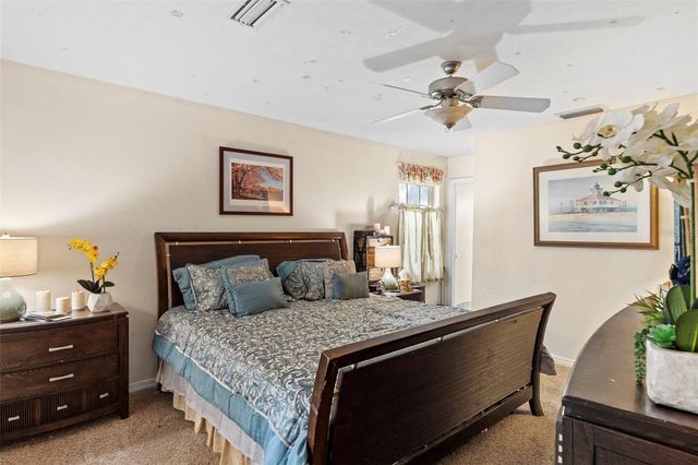 4405 W MELROSE AVENUE, Tampa, FL 33629