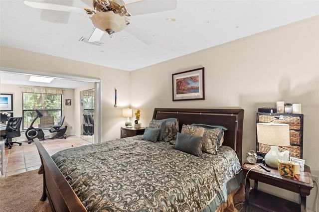 4405 W MELROSE AVENUE, Tampa, FL 33629