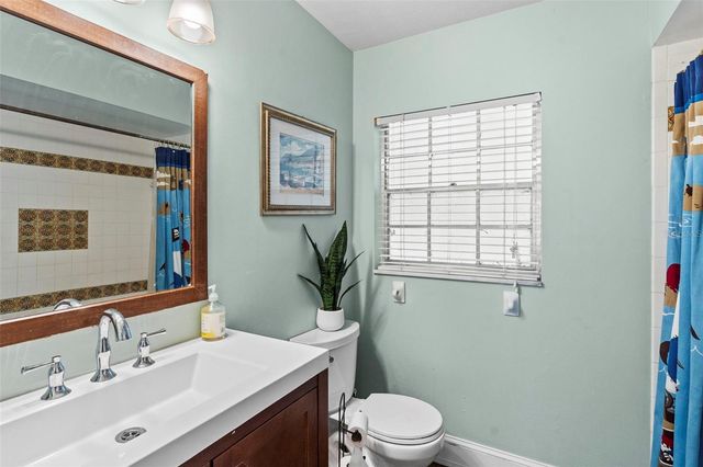 4405 W MELROSE AVENUE, Tampa, FL 33629