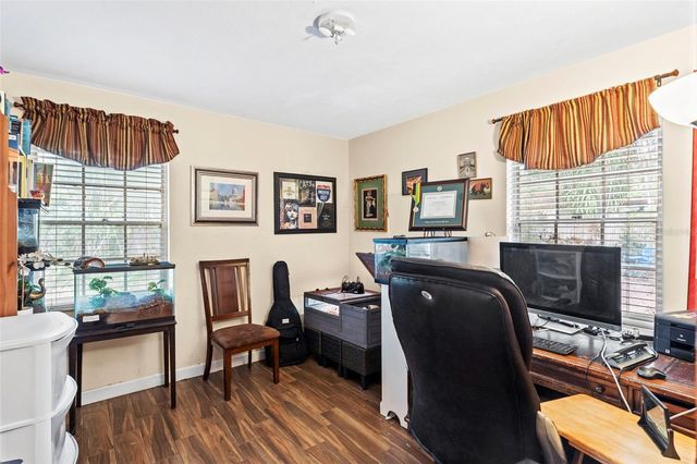4405 W MELROSE AVENUE, Tampa, FL 33629