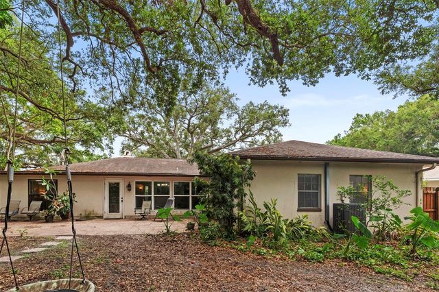4405 W MELROSE AVENUE, Tampa, FL 33629