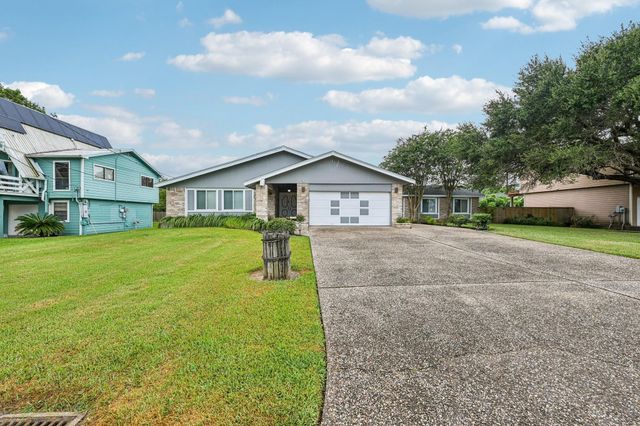 2535 Cliff Drive, San Leon, TX 77539