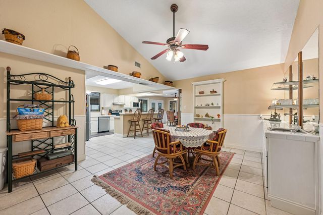 2535 Cliff Drive, San Leon, TX 77539