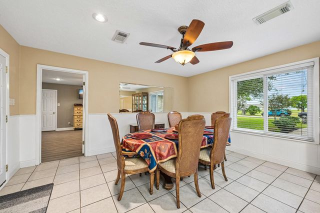 2535 Cliff Drive, San Leon, TX 77539