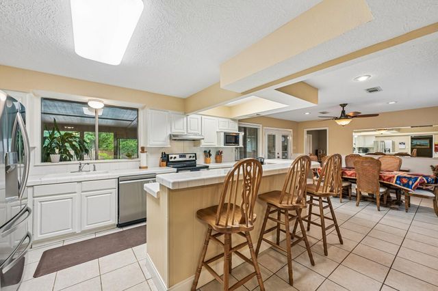 2535 Cliff Drive, San Leon, TX 77539