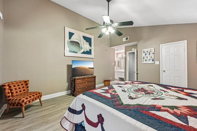2535 Cliff Drive, San Leon, TX 77539