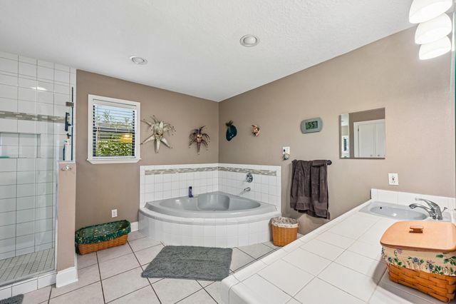 2535 Cliff Drive, San Leon, TX 77539