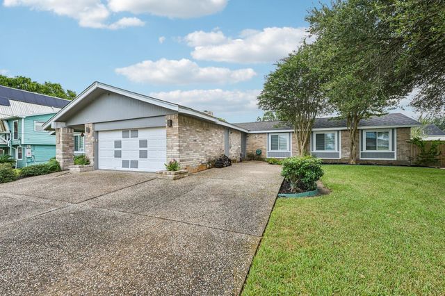 2535 Cliff Drive, San Leon, TX 77539