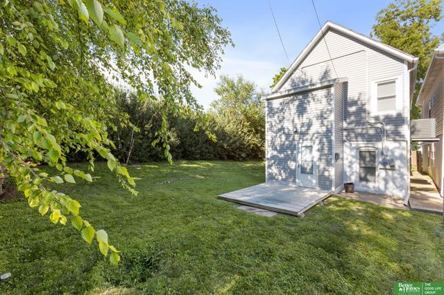 828 S 21st Street, Omaha, NE 68108