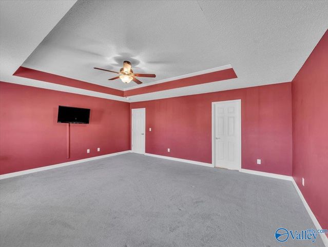 4810 Creston Court SE, Owens Cross Roads, AL 35763