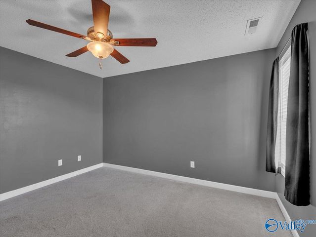 4810 Creston Court SE, Owens Cross Roads, AL 35763