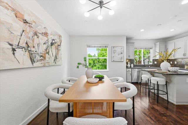 492 Kahlo Street, Mountain View, CA 94041