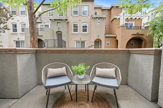 492 Kahlo Street, Mountain View, CA 94041