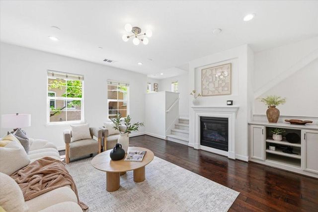 492 Kahlo Street, Mountain View, CA 94041