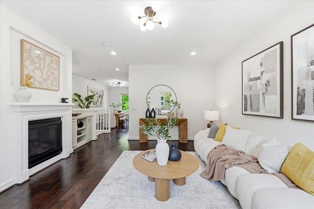 492 Kahlo Street, Mountain View, CA 94041