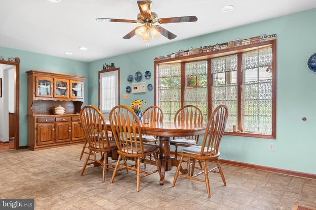 160 CONGO NIANTIC RD, Barto, PA 19504