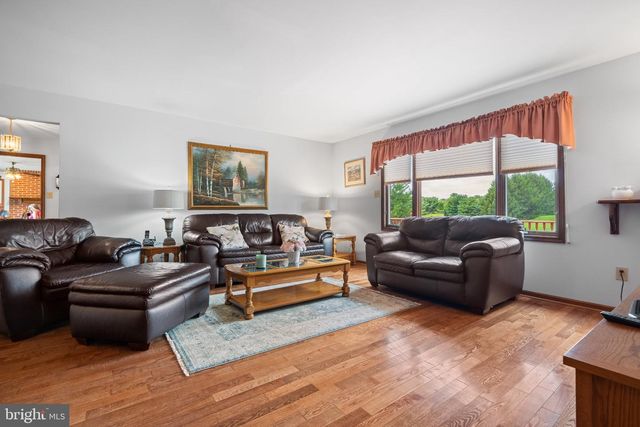 160 CONGO NIANTIC RD, Barto, PA 19504