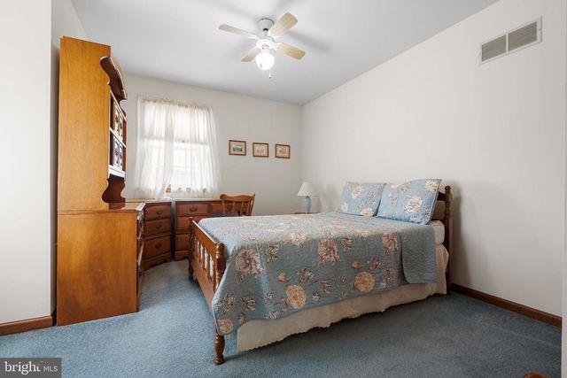 160 CONGO NIANTIC RD, Barto, PA 19504