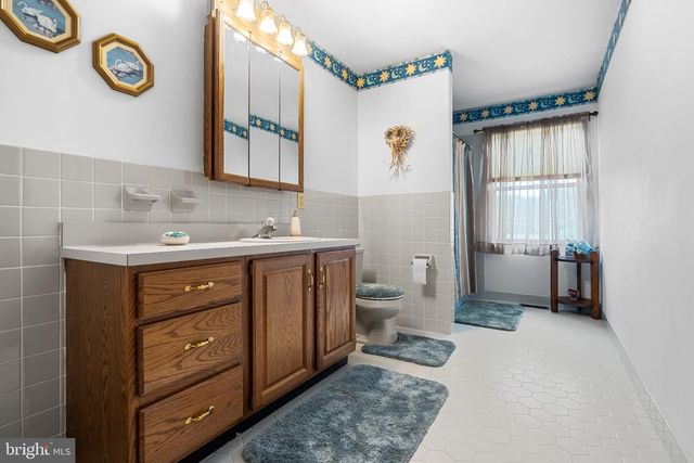 160 CONGO NIANTIC RD, Barto, PA 19504