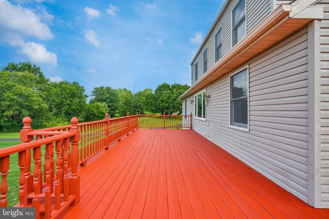160 CONGO NIANTIC RD, Barto, PA 19504