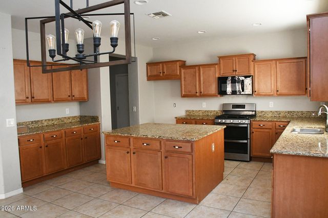 6310 W VICTORY Way, Florence, AZ 85132