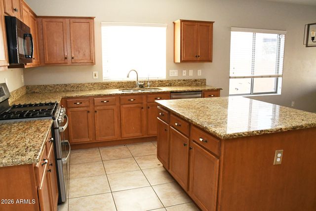 6310 W VICTORY Way, Florence, AZ 85132