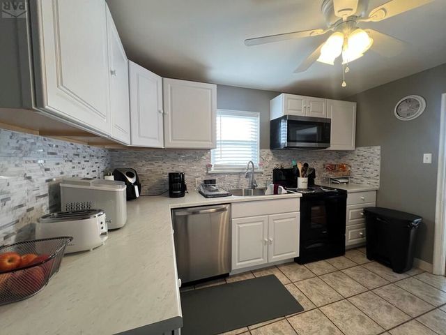 726 Morrison Ave, Pueblo, CO 81005