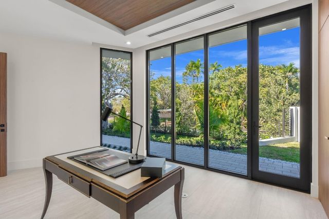 2035 Intracoastal Drive, Fort Lauderdale, FL 33305