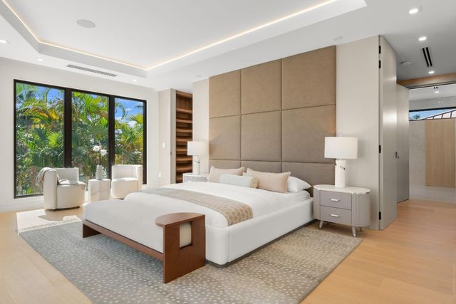 2035 Intracoastal Drive, Fort Lauderdale, FL 33305