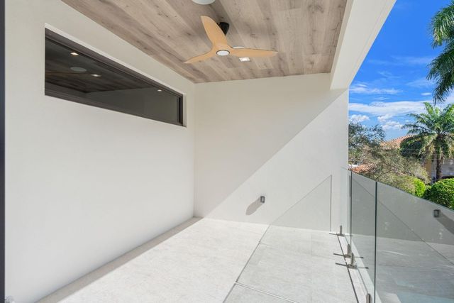 2035 Intracoastal Drive, Fort Lauderdale, FL 33305