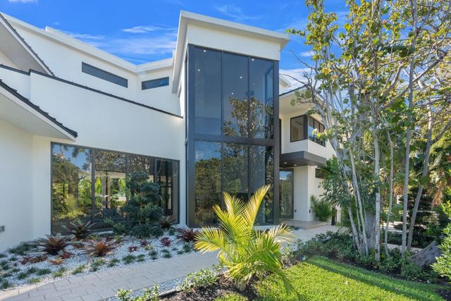 2035 Intracoastal Drive, Fort Lauderdale, FL 33305