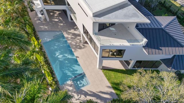 2035 Intracoastal Drive, Fort Lauderdale, FL 33305