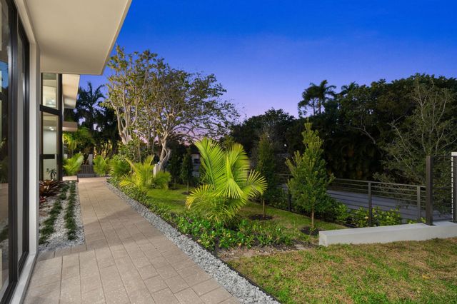 2035 Intracoastal Drive, Fort Lauderdale, FL 33305