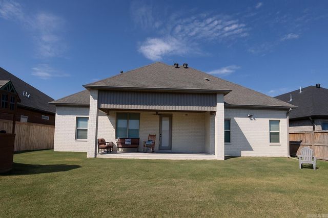 105 Corniche Lane, Maumelle, AR 72113