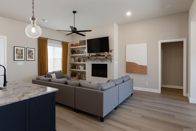 105 Corniche Lane, Maumelle, AR 72113