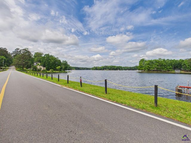 1179 Waluhiyi Trail, Macon, GA 31220