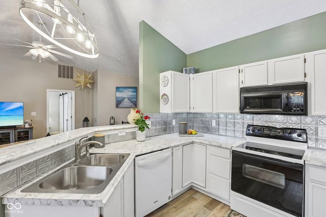 731 Westover Road, Avon, IN 46123