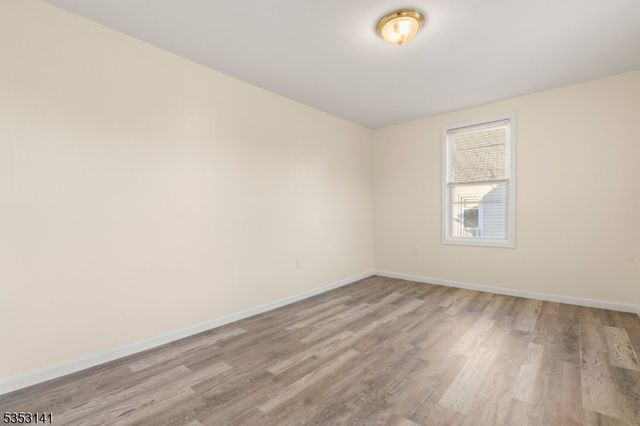 612 Avenue A, Lopatcong Twp., NJ 08865