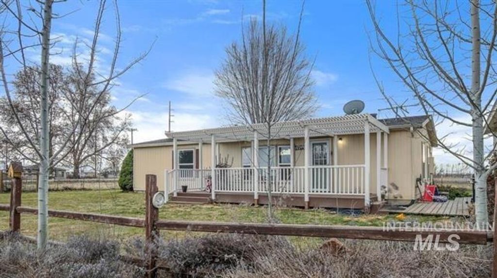 22387 Blessinger Rd, Star, ID 83669 photo 13