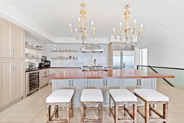 160 Saint Anns Drive B,C, Laguna Beach, CA 92651