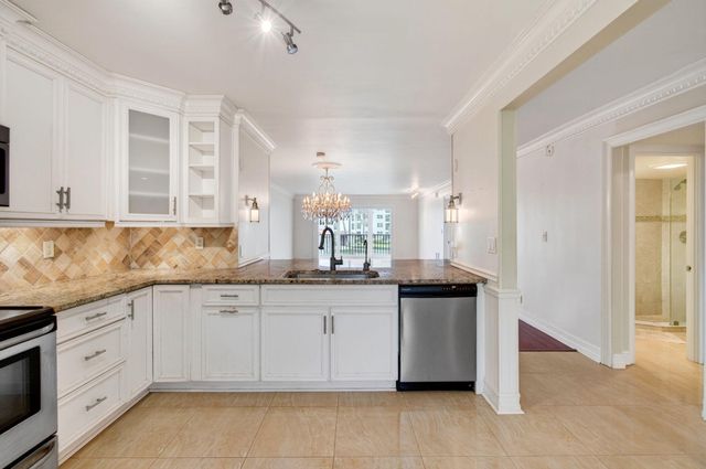 2871 N OCEAN Boulevard C205, Boca Raton, FL 33431