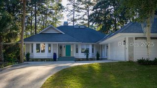 9 Cartgate Dr, Hilton Head Island, SC 29928