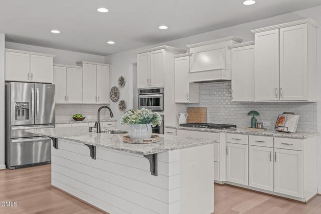 2512 Livingston Court, Apex, NC 27502