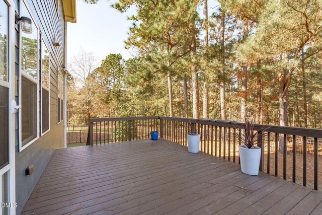 2512 Livingston Court, Apex, NC 27502