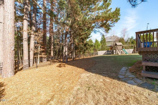 2512 Livingston Court, Apex, NC 27502