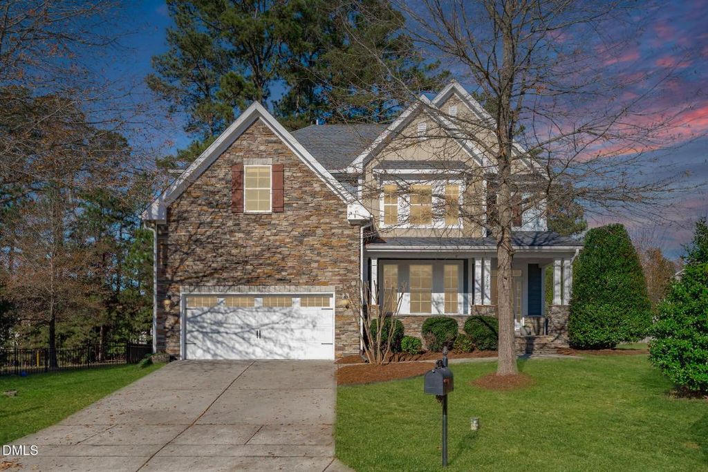 2512 Livingston Court, Apex, NC 27502