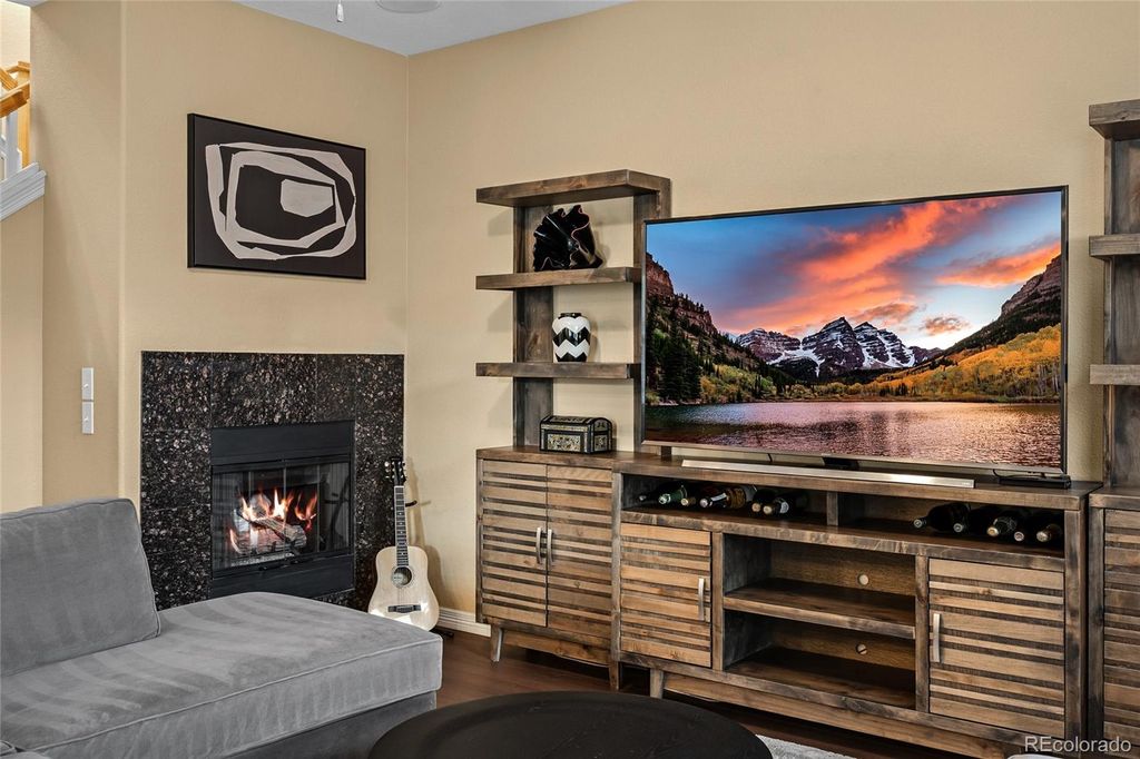 Image 10 of property listing at 11870 E Fair Avenue, Greenwood Village, CO 80111
