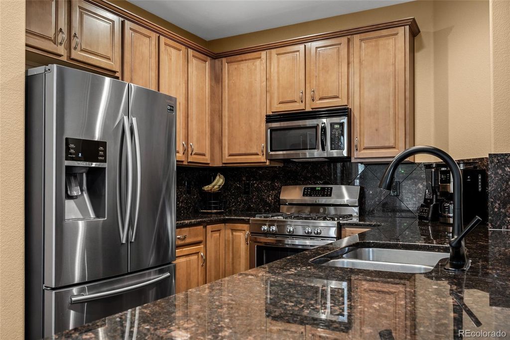 Image 13 of property listing at 11870 E Fair Avenue, Greenwood Village, CO 80111