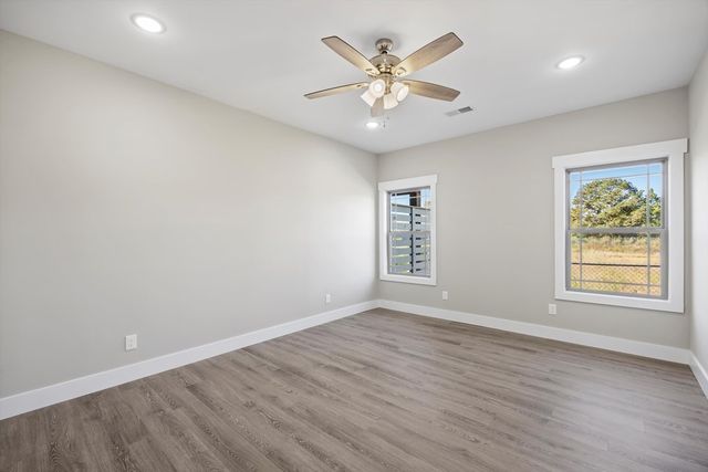 65 Maddox Lane, Chatsworth, GA 30705